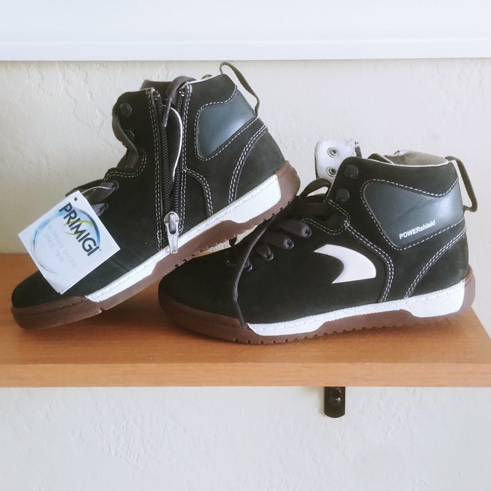 Boys Hi-Top Sneakers Shoes By PRIMIGI black Laces Kids Size US 13 (32) NWT